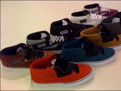 Vans Half-cab 2010配色