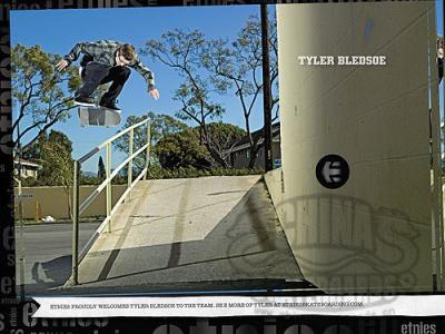 Tyler Bledsoe加入etnies