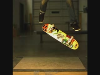 Kickflip-Andrew Reynolds