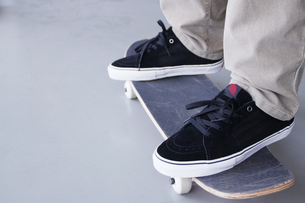VANS滑板店独家款-AV SK8-LOW