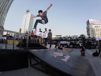 Vans DragonSK8滑板巡回赛2013武汉站报道