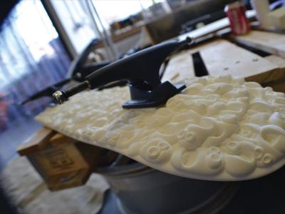 国外DIY达人自制3D滑板板面