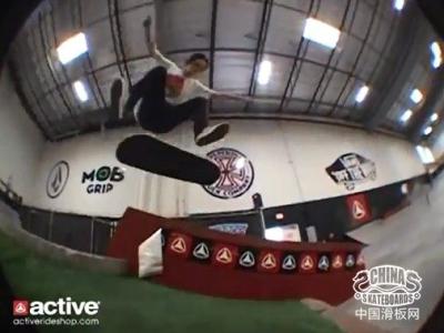 Theeve Trucks team肆虐Active滑板场