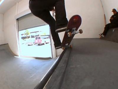 Daewon Song签名款支架Tensor Maglights广告