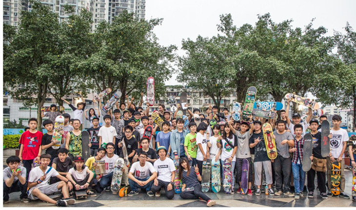 【城市滑报】南宁X-FLY滑板店四周年店庆 X Symbolic新款发布