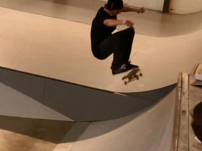 Greg Lutzka夺得Far N High（高飘远）2014 滑板比赛冠军