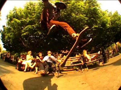 GX1000视频系列最新一集「Road Kill」