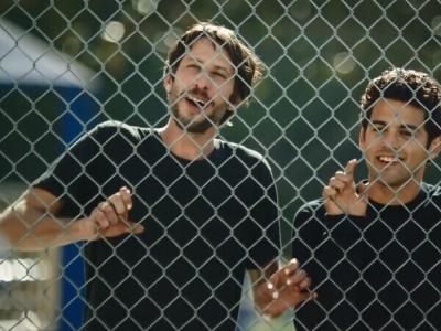 Nike SB 滑板不是一项运动系列广告 「Play Around Them」