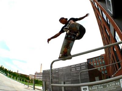 Manny Santiago成长史第一章：从罗维尔到洛杉矶