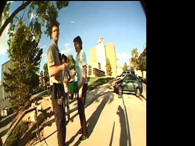 当滑板遇上恼人的保安，Kirby为你展示正确的处理方法