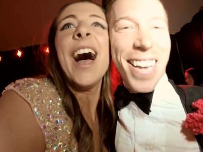 肖恩怀特出席粉丝高中毕业典礼，美女粉丝激动万分