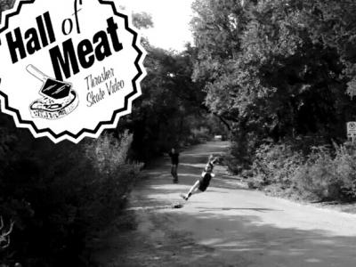 冲山有风险，护具需谨慎——美女冲山不慎跌倒，面部见红