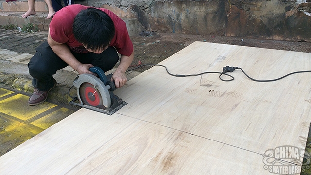 滑板店 道具 制作 弧面 Launch Ramp 抛台