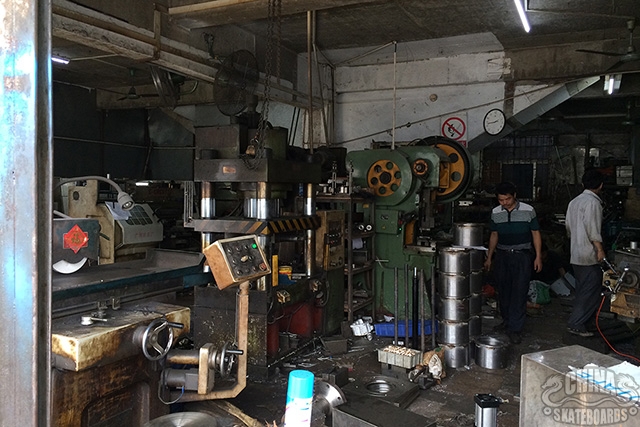 滑板店 道具 制作 弧面 Launch Ramp 抛台