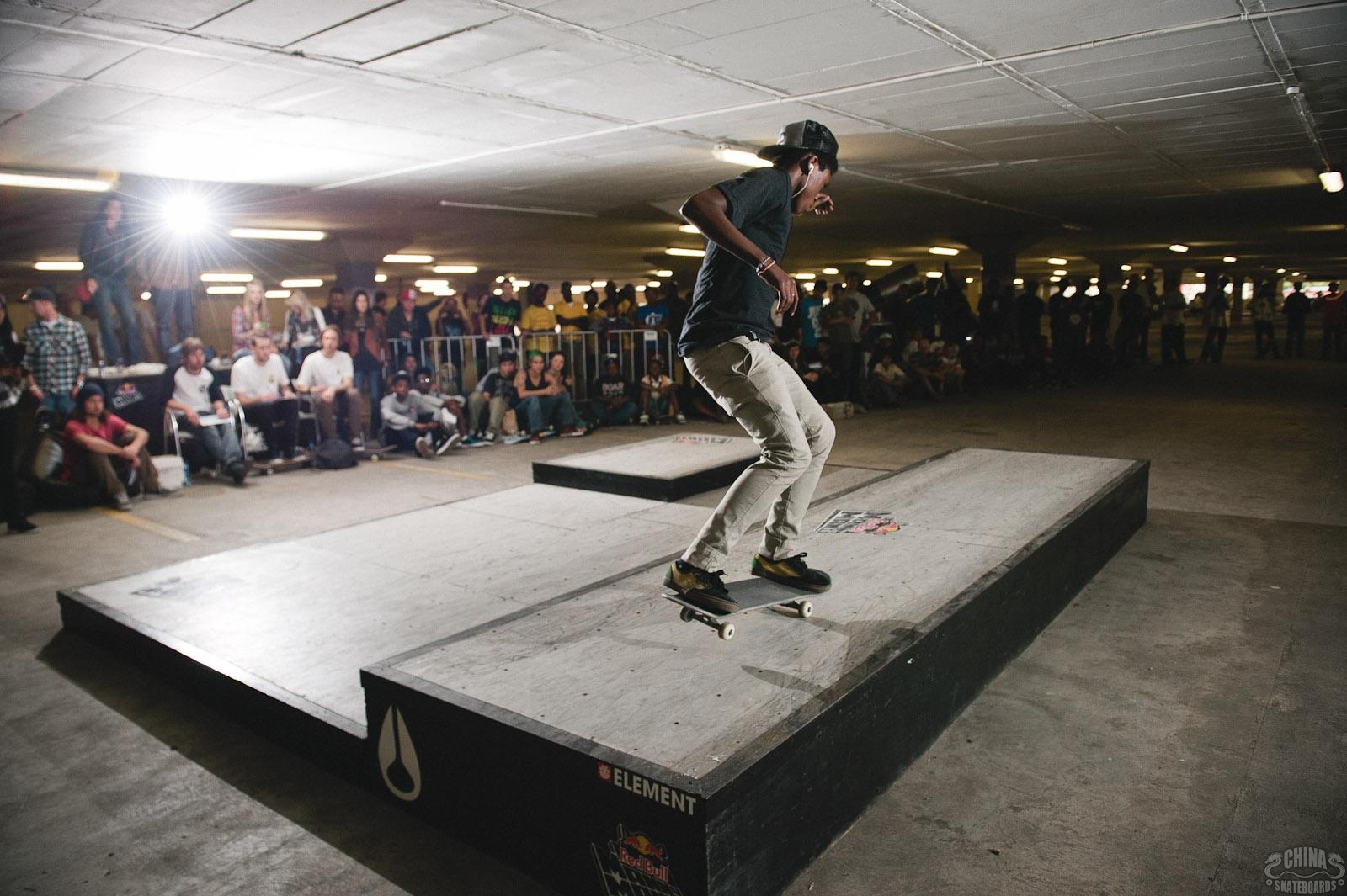 Ollie Nose Manual 滑板 动作 教学 10大 精选 Ollie Nose Manual 滑板 动作 教学 10大 精选