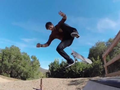 Chris Cole挑战mini mega ramp？怎一个潇洒了得！