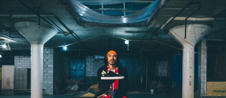 Kenny Anderson与他的最新款匡威签名板鞋KA3 