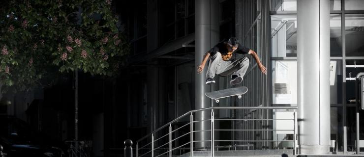 红牛：滑手&摄影师Felix Löchel的「Grounded Theory」