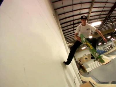 David Gravette最新Creature宣传视频「In The Park」