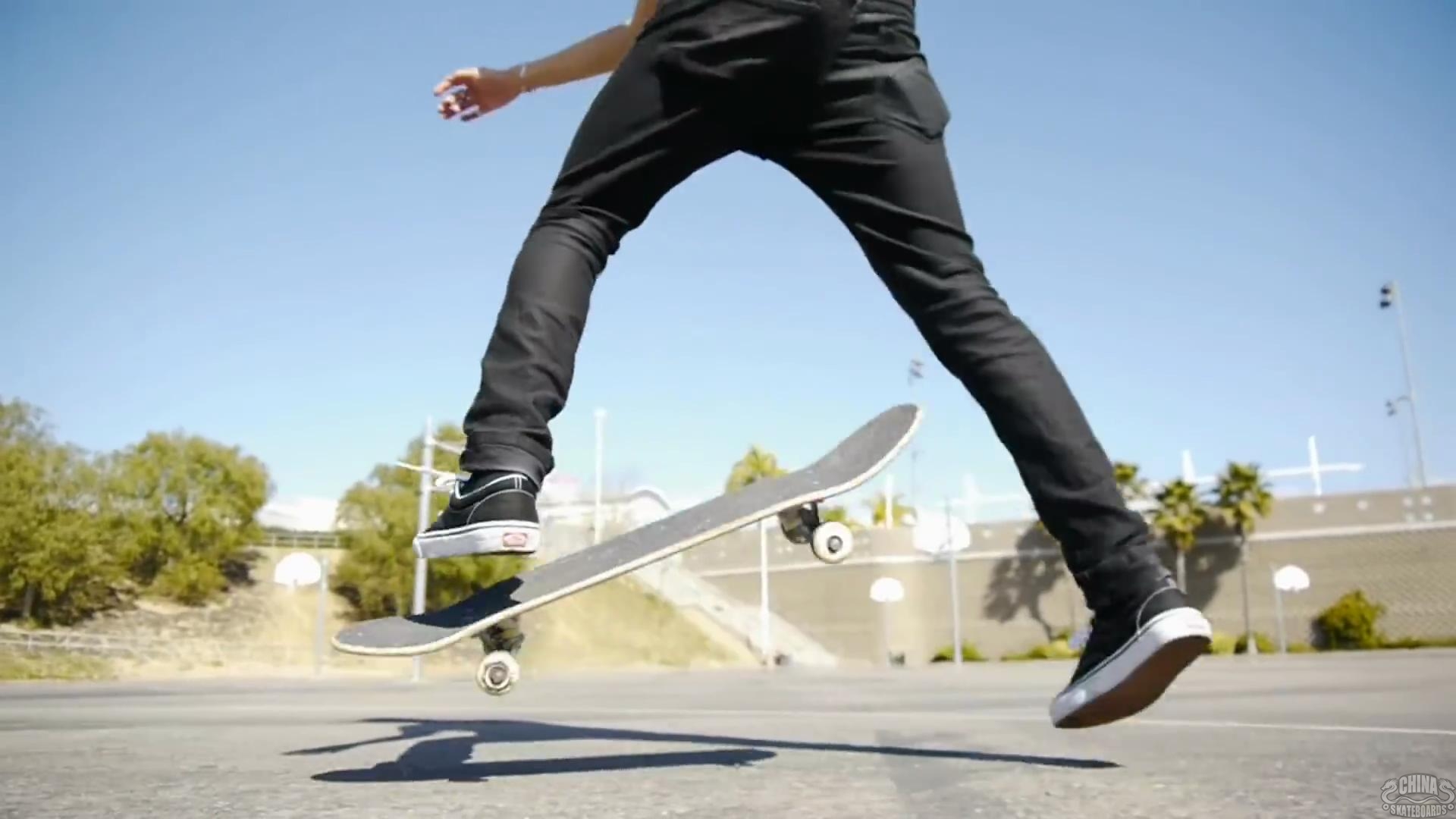 滑板 动作 教学 Spencer Nuzzi No-Comply Frontside 180