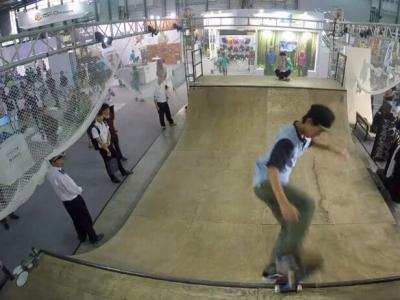 2015 ISPO 上海现场视频，Blackknight滑手孙坤坤出镜