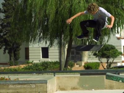 【小鬼当家】Chris Brunner 探索23处滑板地形