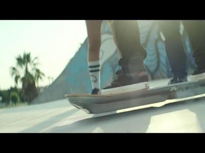 雷克萨斯磁悬浮滑板测试：It's here