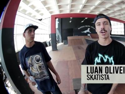 Luan Oliveira 与他最喜爱的巴西Matriz  室内板场