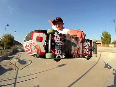 Blind Damn Sundays：滑手Jason Thurtle 玩转Metro滑板场