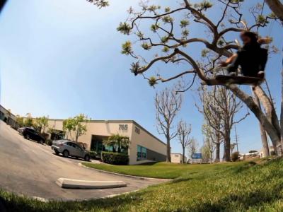 John DeMar全能个人滑板新短片“SOLO”