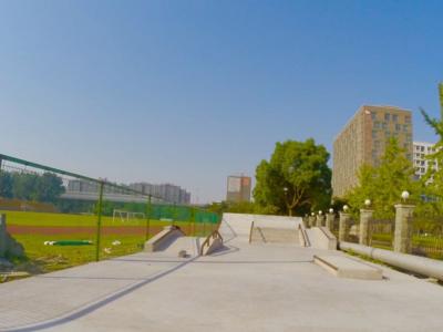 杭州再添新板场！浙江传媒学院老师发起修建街式场地