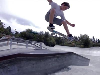 【小鬼当家】街式&U池天赋无人能挡的12岁滑手Evan 