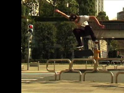 GX1000 记录：日本的滑板之旅