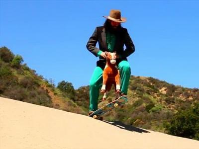 奇怪影片「The Friend ship」，这都是什么鬼？