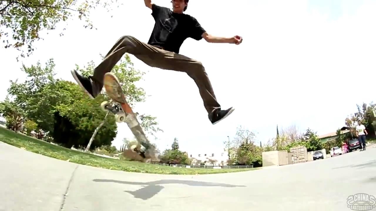 【滑板动作教学】tre double flip