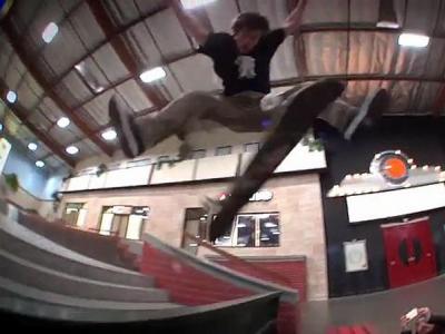 Chris Joslin 大乱挑战，飞跃5米距离