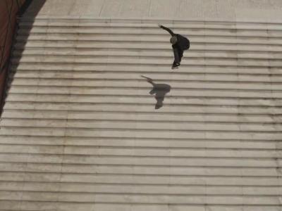 跳楼机Aaron Jaws 征服里昂25级大楼梯！