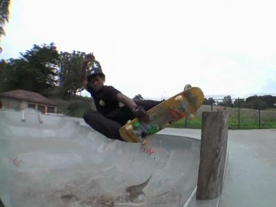 逗逼黑人滑手Darkness 最新个人影片「Skate Mental」发布