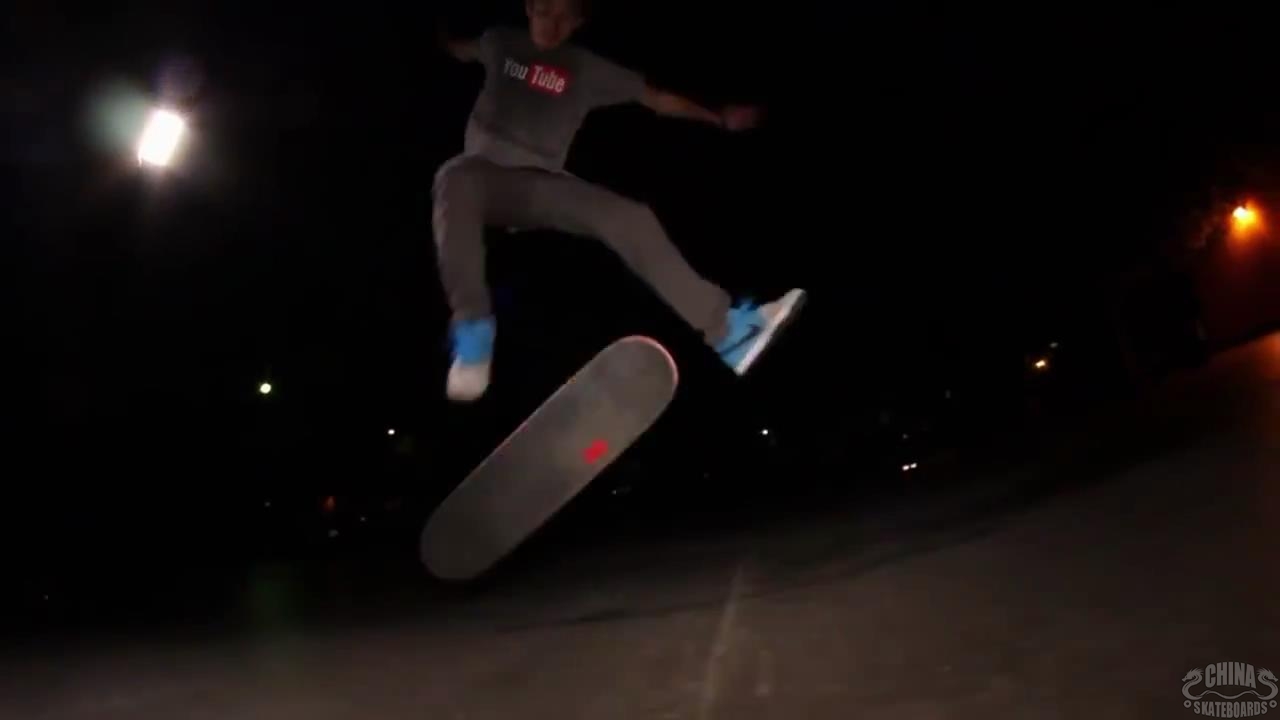 滑板 动作 教学 Ty Moss Triple Kickflip