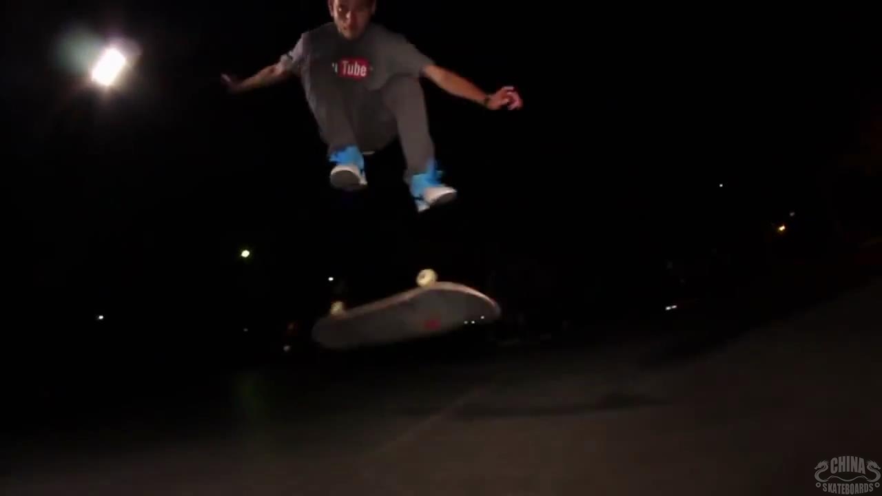 滑板 动作 教学 Ty Moss Triple Kickflip