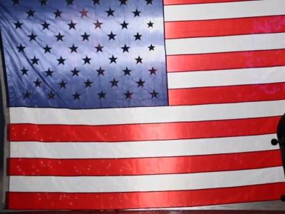 Tampa板场滑手烟火齐放，热烈庆祝7月4日美国独立日