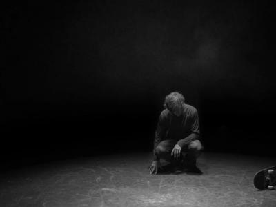 滑板教父Rodney Mullen 360度无死角大片「Liminal」