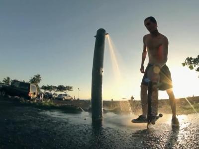 奥地利红牛：塔希提岛滑板天堂 | Some Like it Blue 第一集