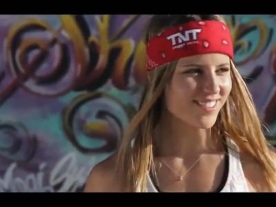 谁说女子不如男？2016 全球滑板女神精彩动作片段合辑