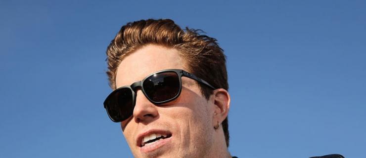 Shaun White被其乐队前任队员Lena Zawaideh指控性骚扰