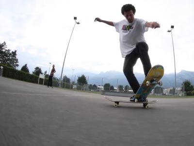  Jonny Giger| 把托尼霍克游戏中的滑板动作变成现实！