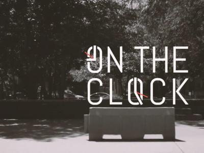 Bluetown的滑板弟兄们和老板Jesse Neuhaus一起玩滑板！