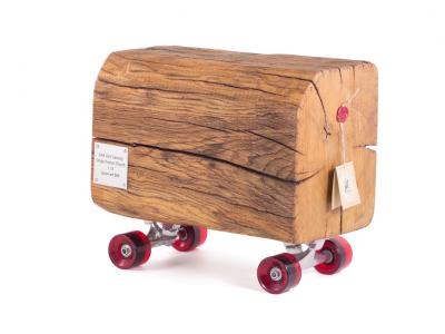 17世纪滑板老古董 售价人民币2000元