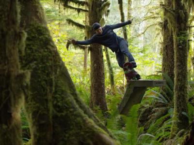 Jamie Collins的秘密室外桃源，深山中的Mini Ramp