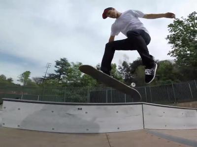 色娃Sewa Kroetkov带大家滑翻南帕萨迪那板场